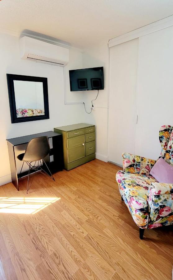 Cozy Casita En Playas De *